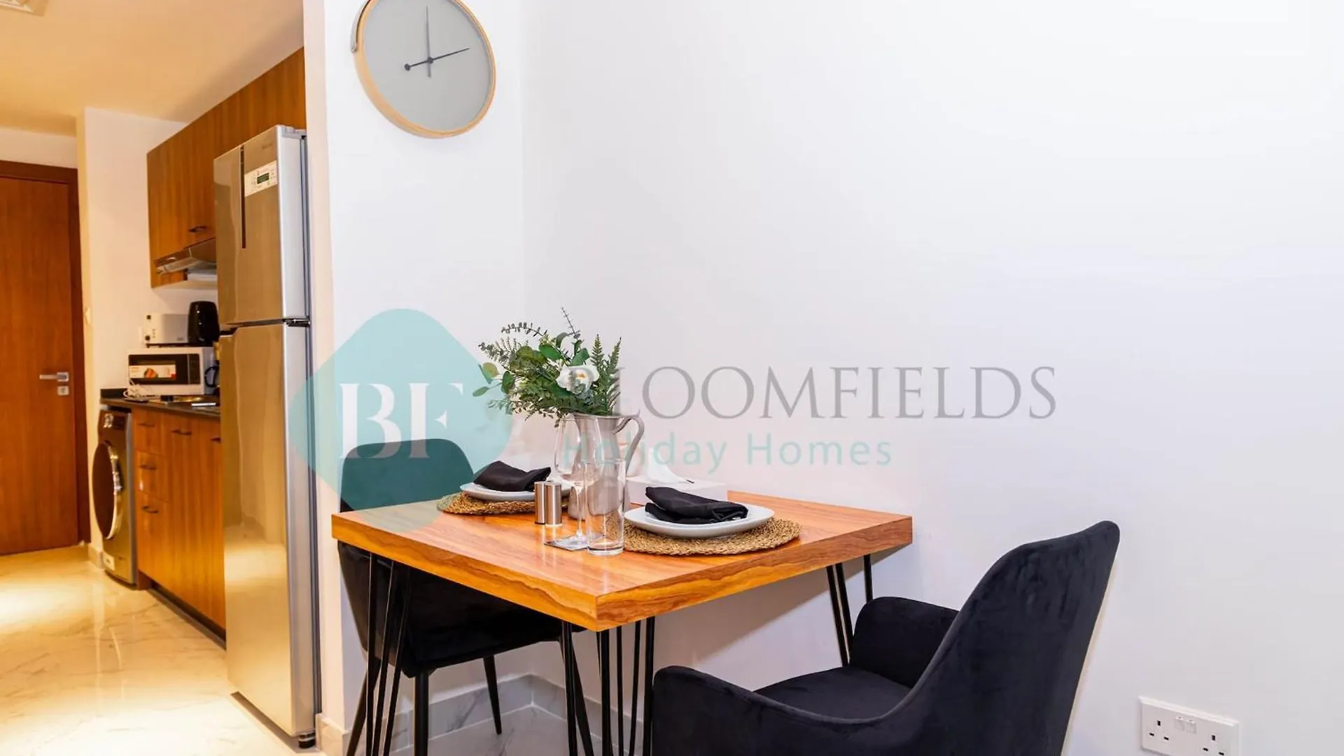 Bloomfields Stylish Stu In Oasis Masdar City 아부다비